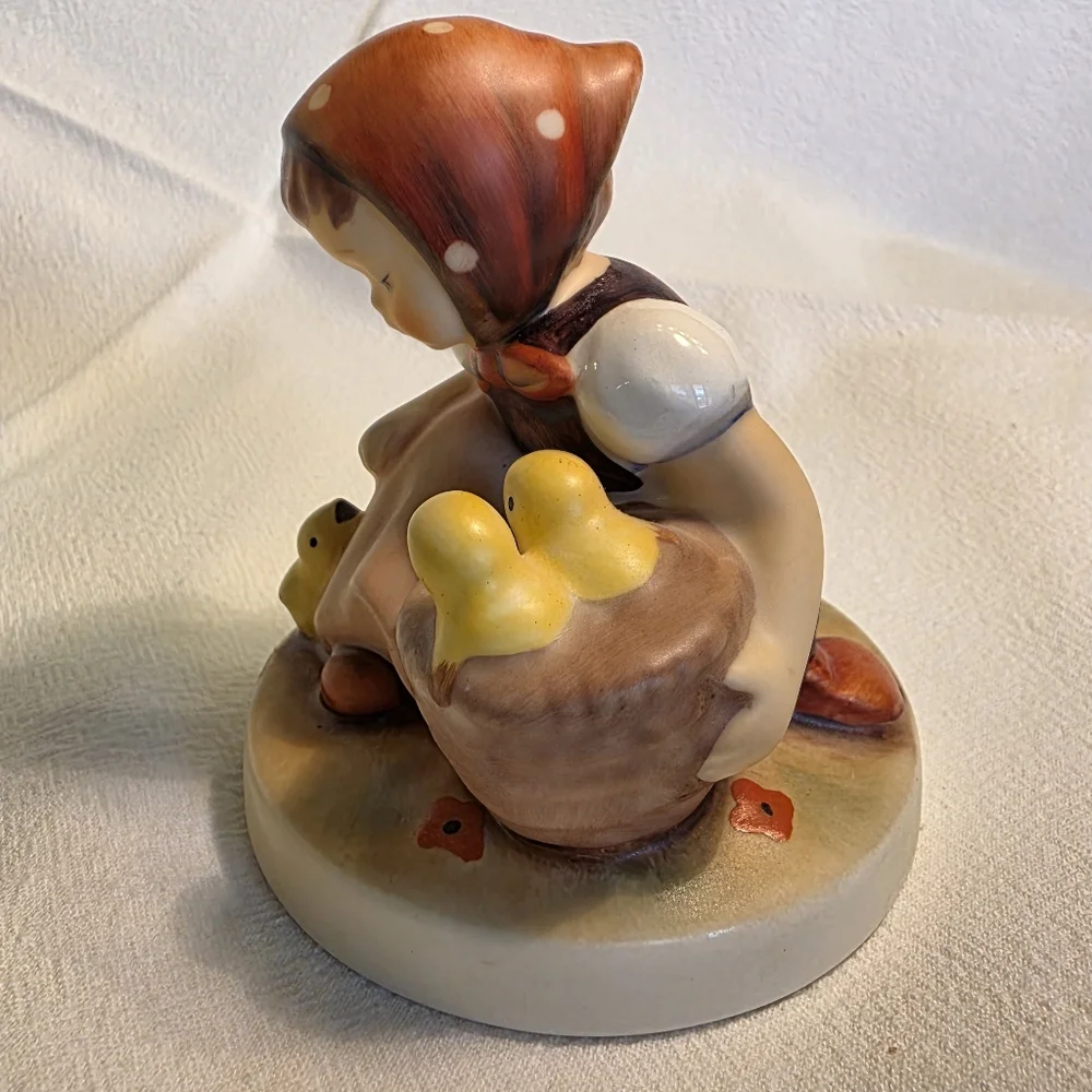 Vintage Goebel Hummel Chick Girl Figurine TMK 6